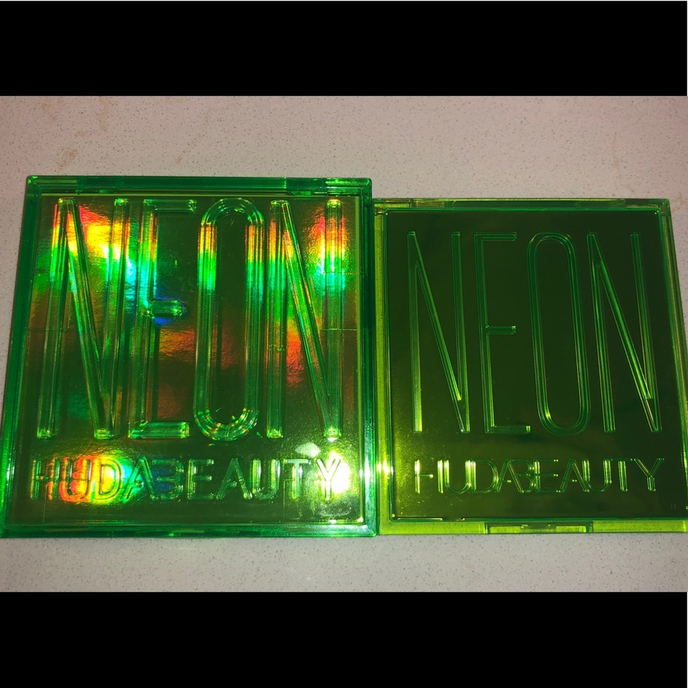 ❌SPOT THE FAKE HUDA NEON EYESHADOW❌